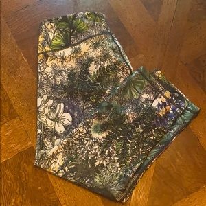 Calia limited edition fleuria Capri leggings